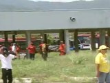 Enfrentamientos entre oficialistas y opositores en aeropuerto internacional Gral. Bartolomé Salom