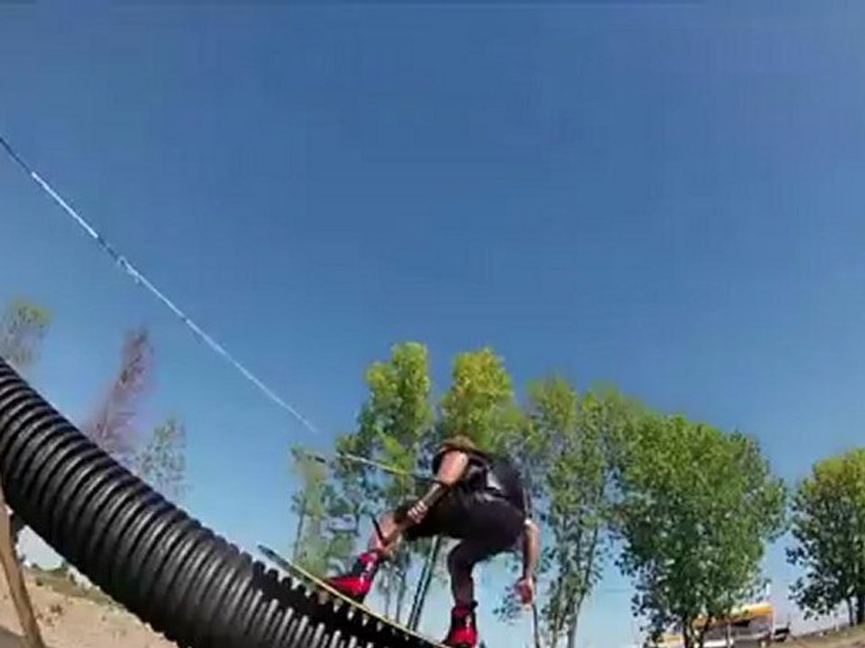 Wapala Mag N°110 : sexy girls à Hawaii, Raph la video wakeboard de l'année, gros swell à l'Ile aux Vaches