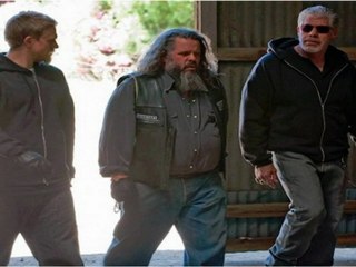 Sons of Anarchy season 4 Episode 11 - Call of Duty