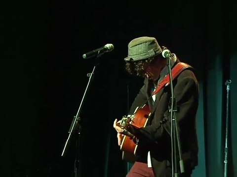 James Michael - Give Me Love (Ed Sheeran Cover with Loop Pedal)