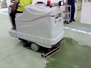 ##  Xe ngồi lái chà sàn vừa chà vừa hút %% máy chà sàn dành cho nhà máy  @$