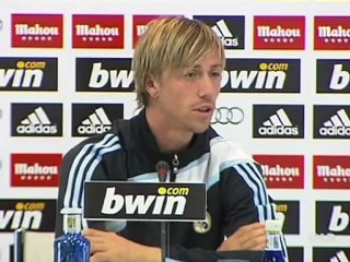 Guti califica de "increíble" su relación con Pellegrini, pero no es convocado