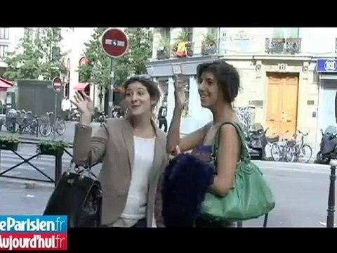 Paris : des hommes en vitrines pour les filles