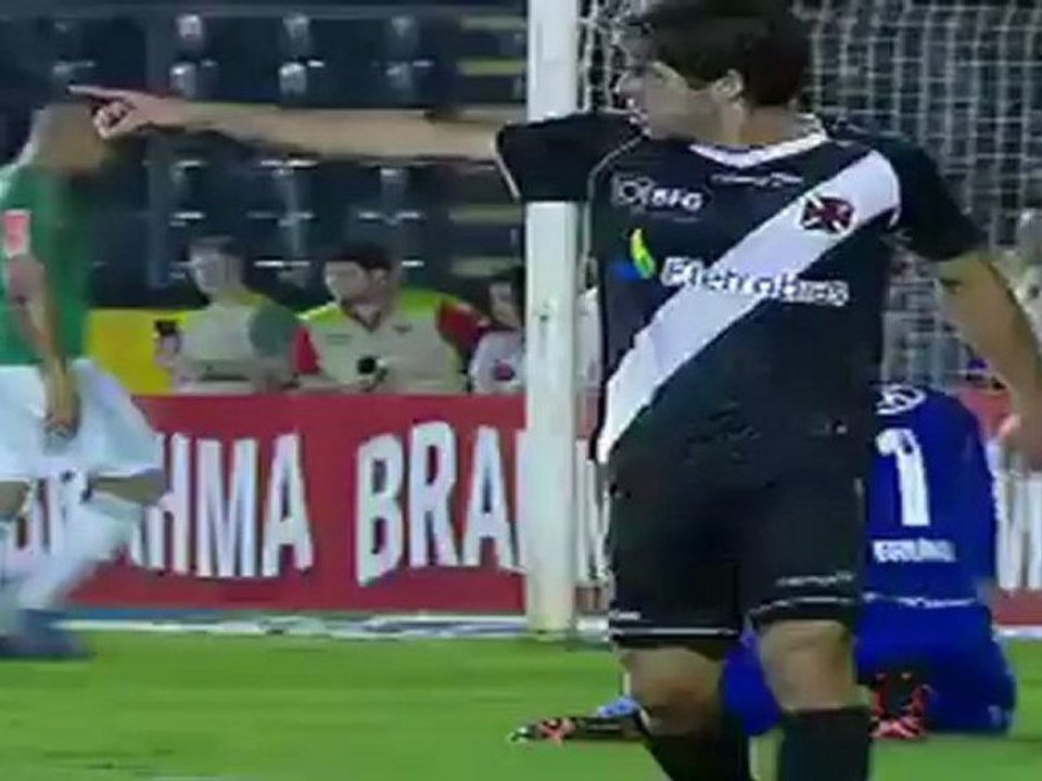 Juninho marque encore des buts!