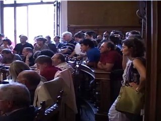 bilancio in rosso il comune alza limu