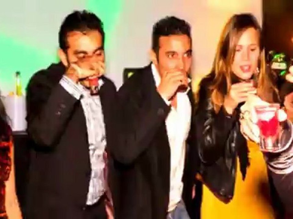 RAJ KHANNA & BOLLYWOOD CLUB  PRESENTS GLAMOUR @ METRO SAT 4TH AUG