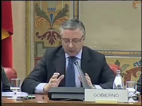 Blanco quiere cambiar a los controladores aéreos por un sistema automático