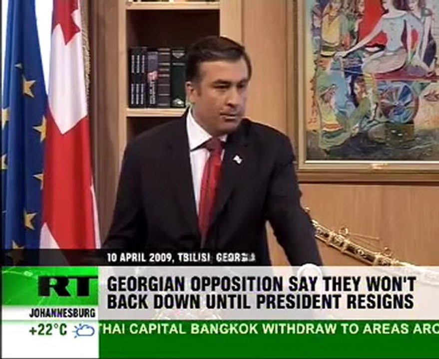 Closer: Georgian opposition moves to Saakashvilis residence