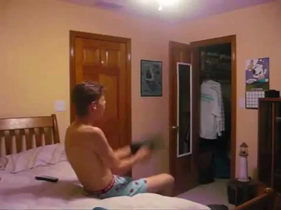 Un ado pète littéralement les plombs