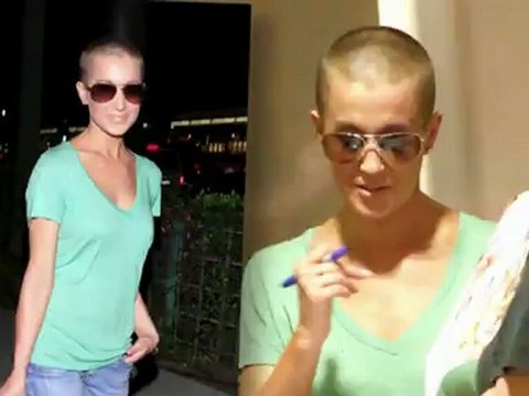 Shaved Kellie Pickler Heads To LA