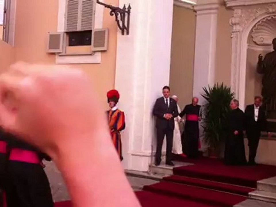 Audience privée de Benoit XVI pèlerinage des servants d'autel à Rome 2012 1/2