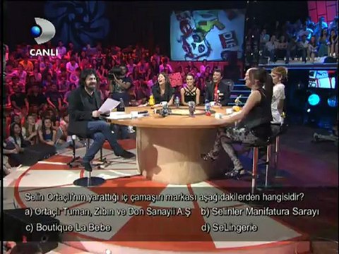 Disko Kralı - Okan Bayülgen Gülme Krizine Giriyor