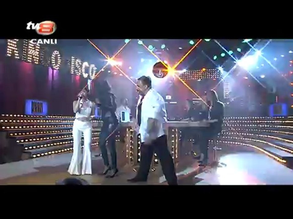 Medya Kralı Canlı Performans - Della Miles , Bülent Serttaş & Özge Fışkın - Superstition