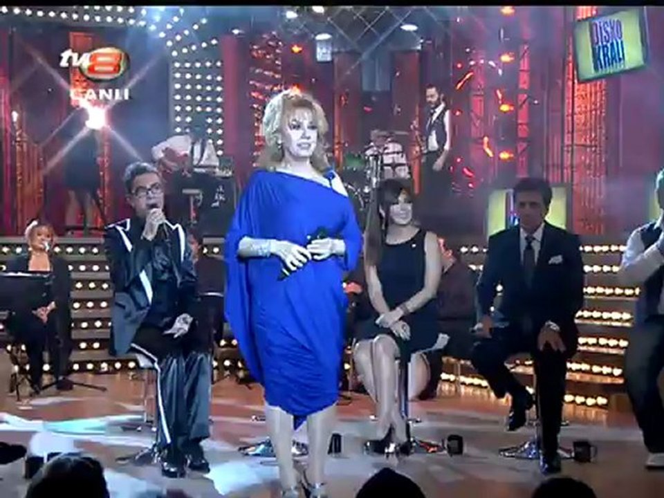 Disko Kralı Canlı Performans - Kamuran Akkor - Benzemez Kimse Sana