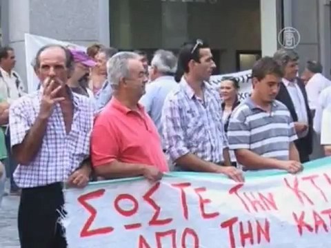 Кризис угрожает инвалидам и душевнобольным Греции