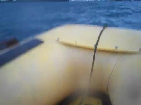 4° parte Leon prova il mare all'imboccatura del porto - scuola di vela Pantelleria