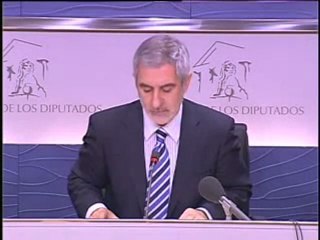 LLamazares: " No me basta una excusa con la boca pequeña"