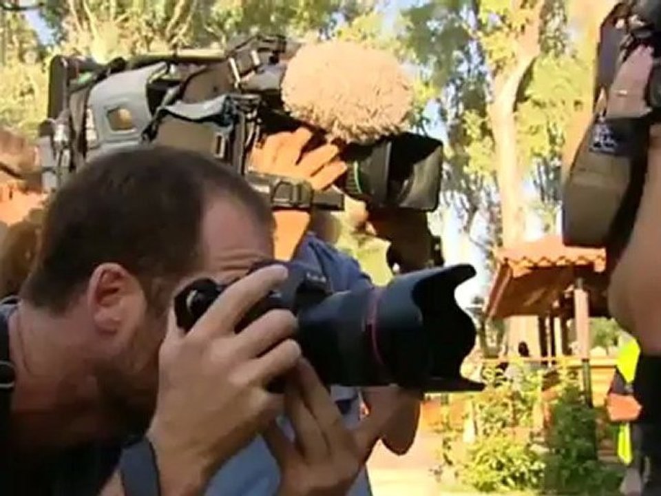 Schwieriger Besuch - Staatssekretär Fuchtel in Griechenland | Politik direkt