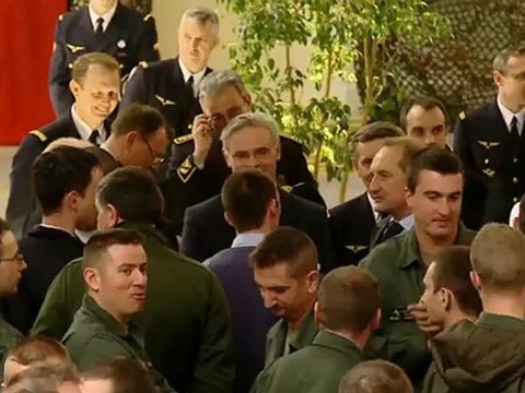 Visite du ministre de la défense et des anciens combattants sur la base aérienne de St Dizier