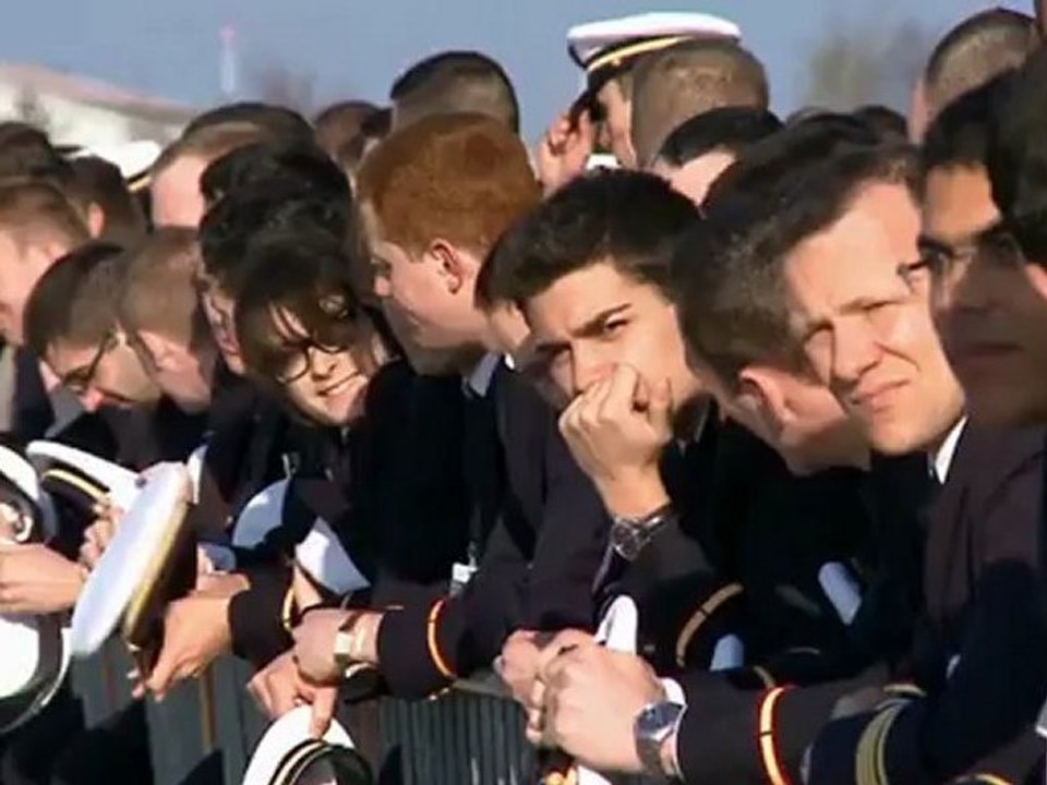 Base aérienne123 : présentation des aéronefs des différentes armées aux stagiaires du SIGEM