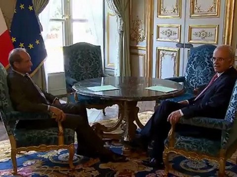 M. Marc Laffineur accueilli au ministère de la Défense et des Anciens combattants