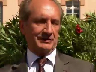 Jeunesse et égalité des chances : interview du ministre de la Défense et des Anciens combattants