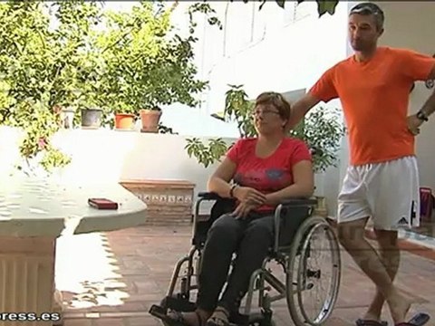 Denuncia presunta negligencia en operación de cadera