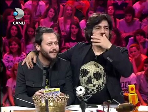 Disko Kralı - Okan Bayülgen ve Zaga Band