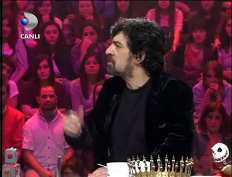 Disko Kralı - Okan Bayülgen'in Trabzon Devlet Tiyatrosu'ndan İstifa Nedeni [