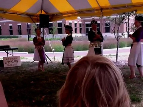 7 La Crosse Hmong Dancers 2012 La Crosse Wisconsin