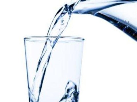 Comment rafraîchir l’eau sans frigo ?