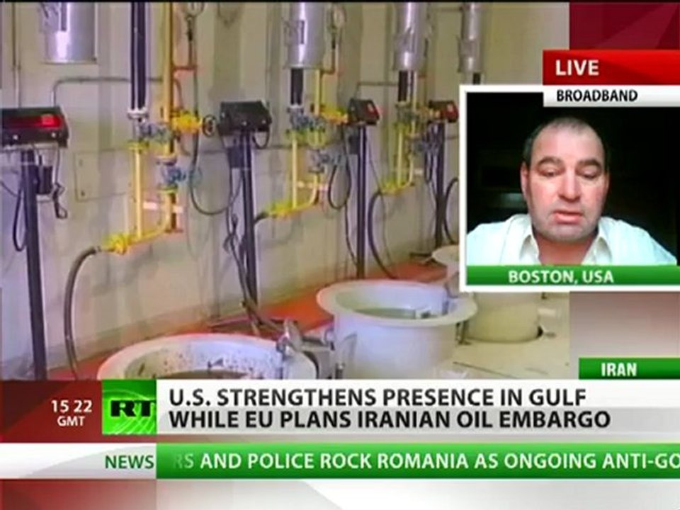 US aircraft carriers to deliver 'direct message to Iran'