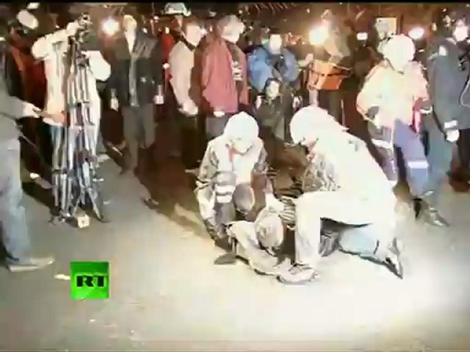 Romania clashes video: Anti-cuts protests turn violent in Bucharest