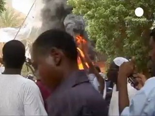 One dead as Cairo protests enter fourth day