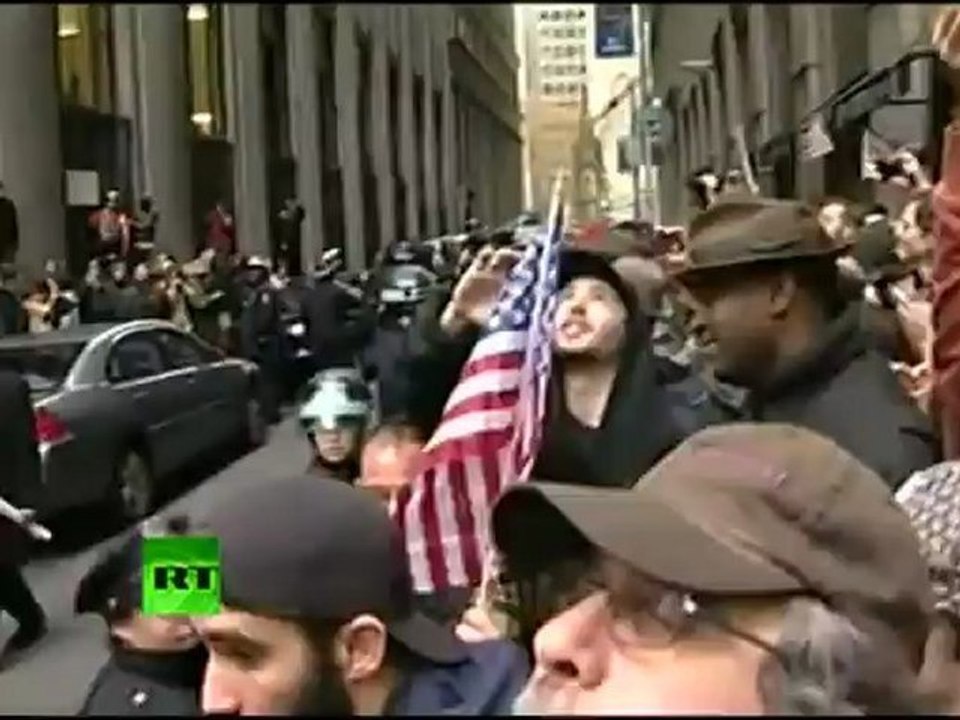 OWS video: NYPD arrest Philly police retired captain Raymond Lewis