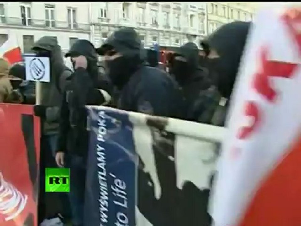 Poland riots video: Clashes with police on Independence Day in Warsaw
