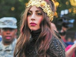 Lady Gaga Inked Live During Fame Perfume Launch! - Hollywood News