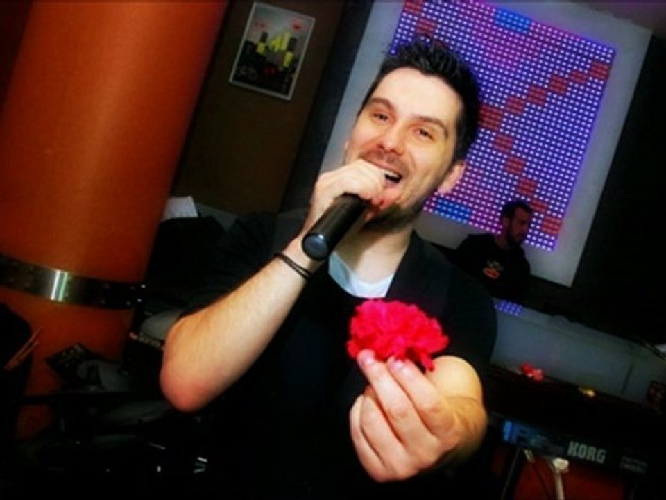 Thanasis Vasilakos ~ Apagoreuetai