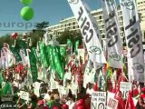Miles de personas protestan los recortes en Madrid