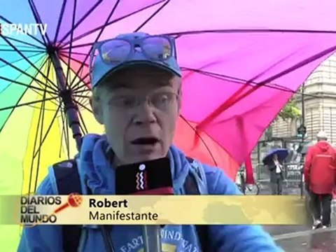 Manifestacionn en Francia por mala situacion del alojamiento(110912)