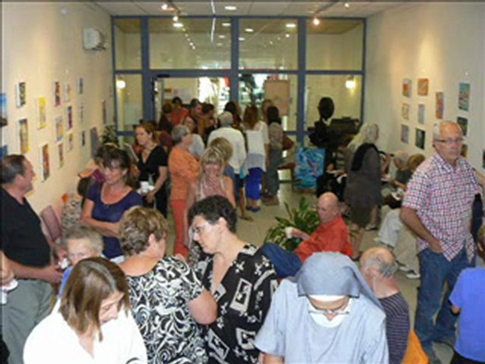 Exposition à la Médiathèque de Salernes du 8 au 30 Septembre 2012 réalisée par les résidents du " Foyer Logement le Naï " de salernes en collaboration avec leur animatrice Patricia Pourret