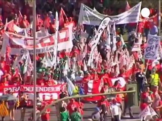 Sindacati spagnoli chiedono referendum su piano tagli