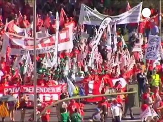 Les manifestants anti-austérité déferlent à Madrid