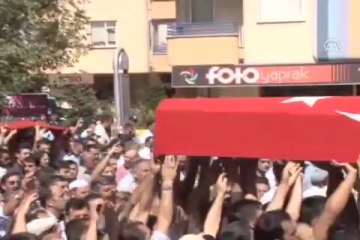 Şehitlerimizi uğurluyoruz