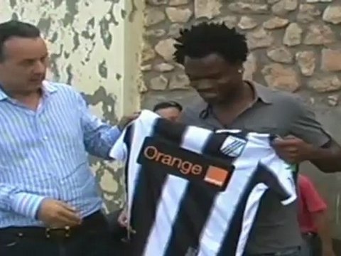 التقديم الرسمي لديديه ليبرى للنادي الصفاقسي