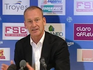 Jean Marc Furlan, entraîneur de l'ESTAC