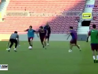 ميسي يتلاعب ببيول في تدريبات برشلونة