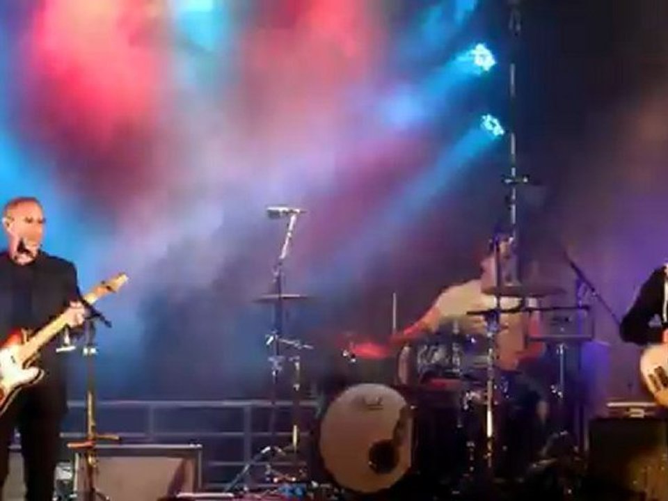 jones live
