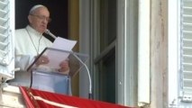 Pope decries Syrian atrocities