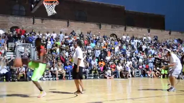 Theo Pinson dunks over his mother to win Elite 24 dunk competition